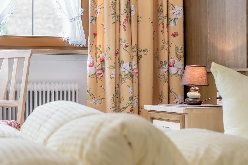 Ferienhaus Apart Sonnzeit Зельден Номер фото