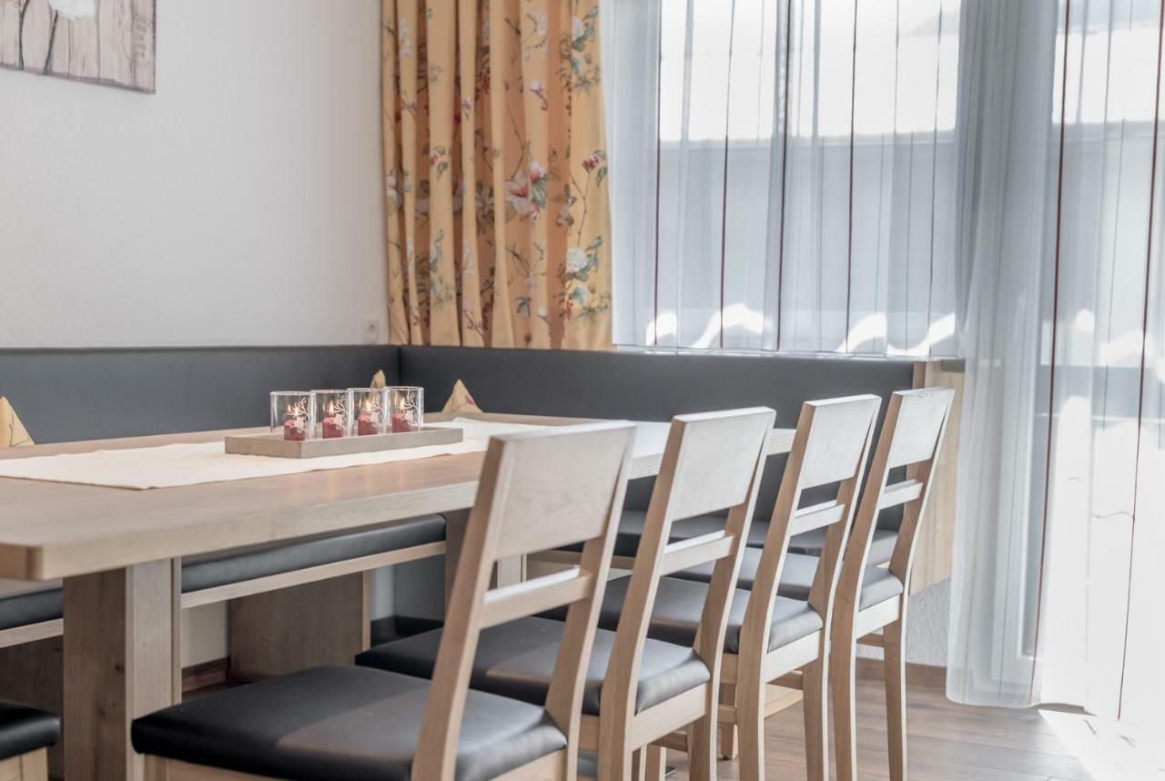 Ferienhaus Apart Sonnzeit Зельден Екстер'єр фото